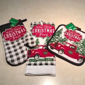 Christmas Red Truck Kitchen